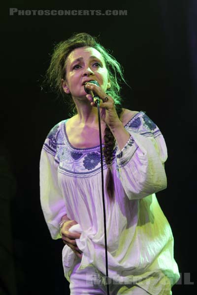 CATHERINE RINGER - 2011-05-22 - PARIS - La Cigale - 